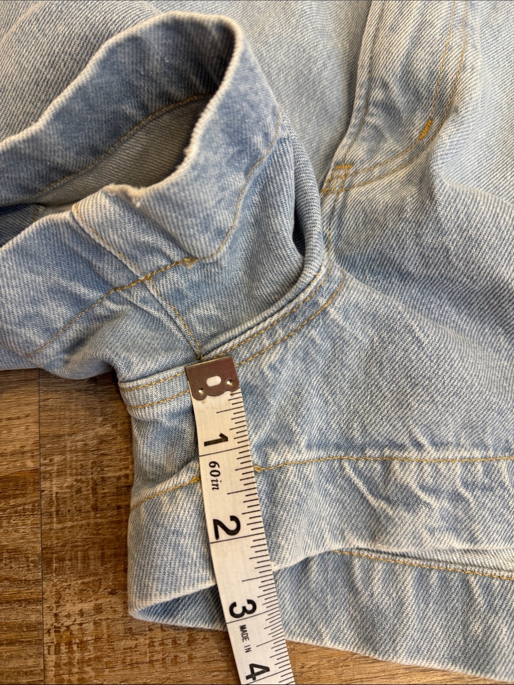 FRAME Denim The Micro Short 25 - Picture 7 of 8